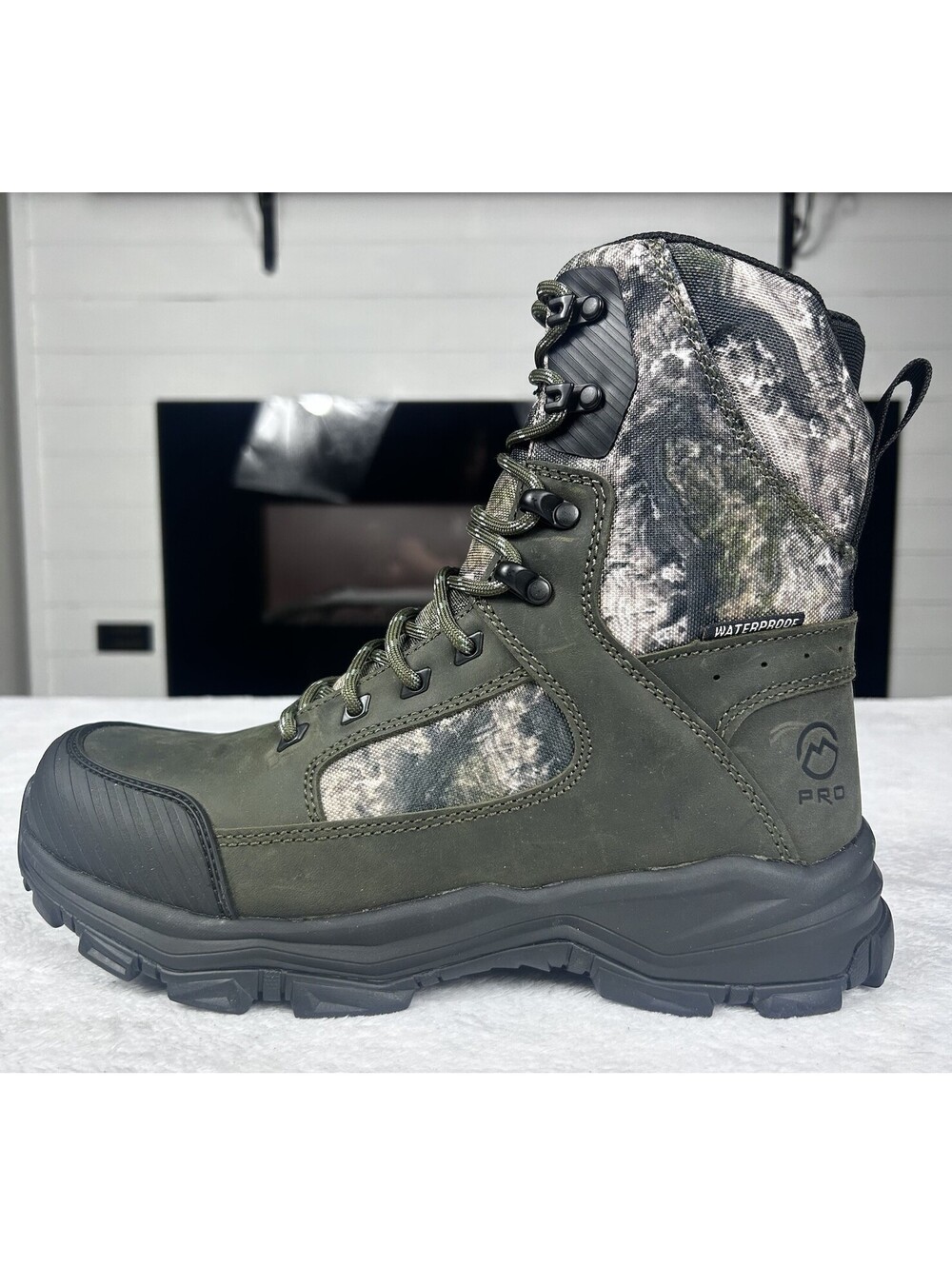 Magellan Offroad 3.0 Men’s Hunting Boots Size 8 Mossy Oak Camo Waterproof New